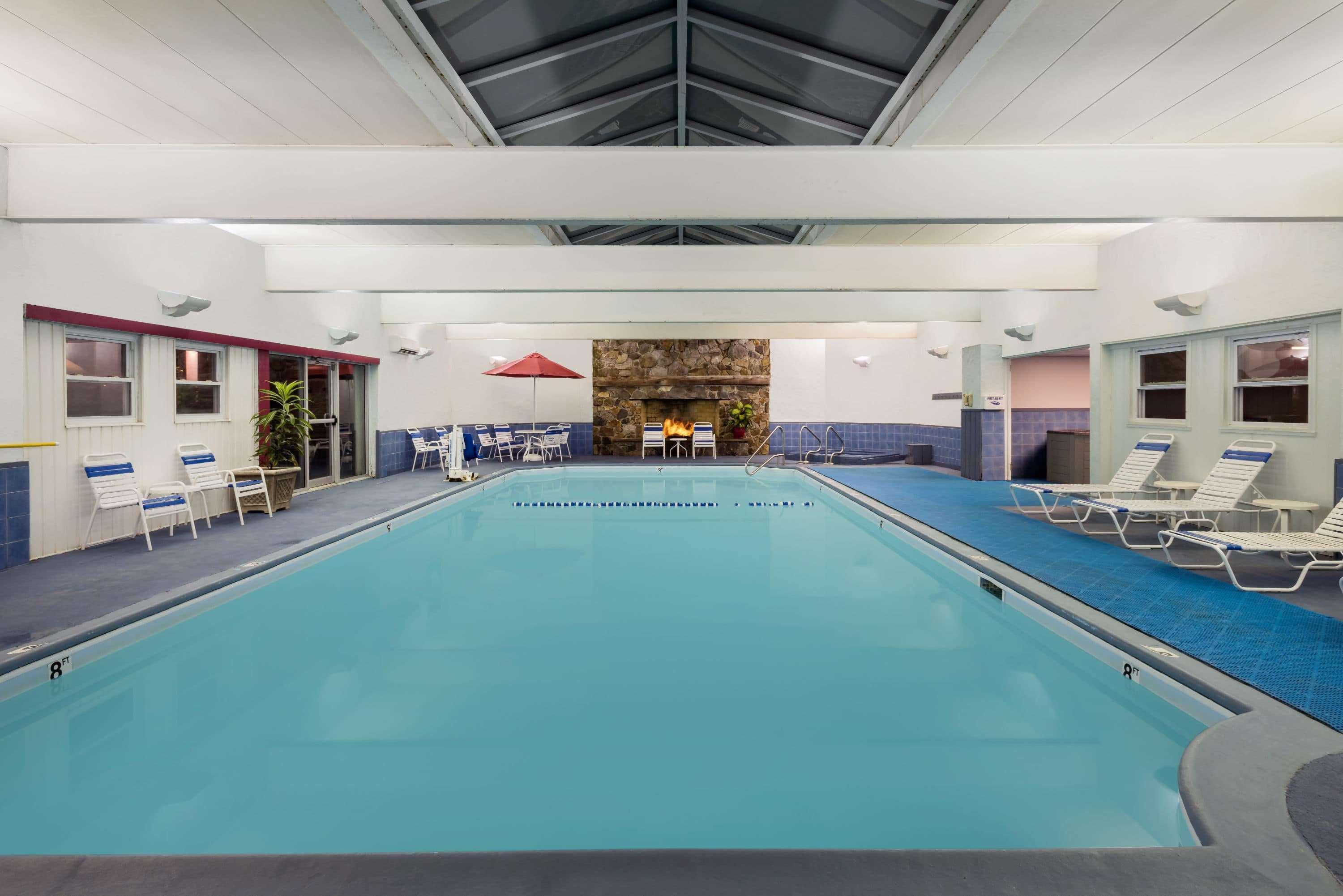 Ramada Plaza By Wyndham Portland Hotel Екстериор снимка
