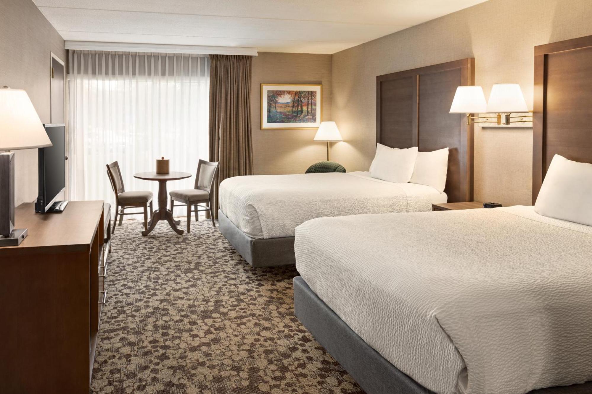 Ramada Plaza By Wyndham Portland Hotel Екстериор снимка