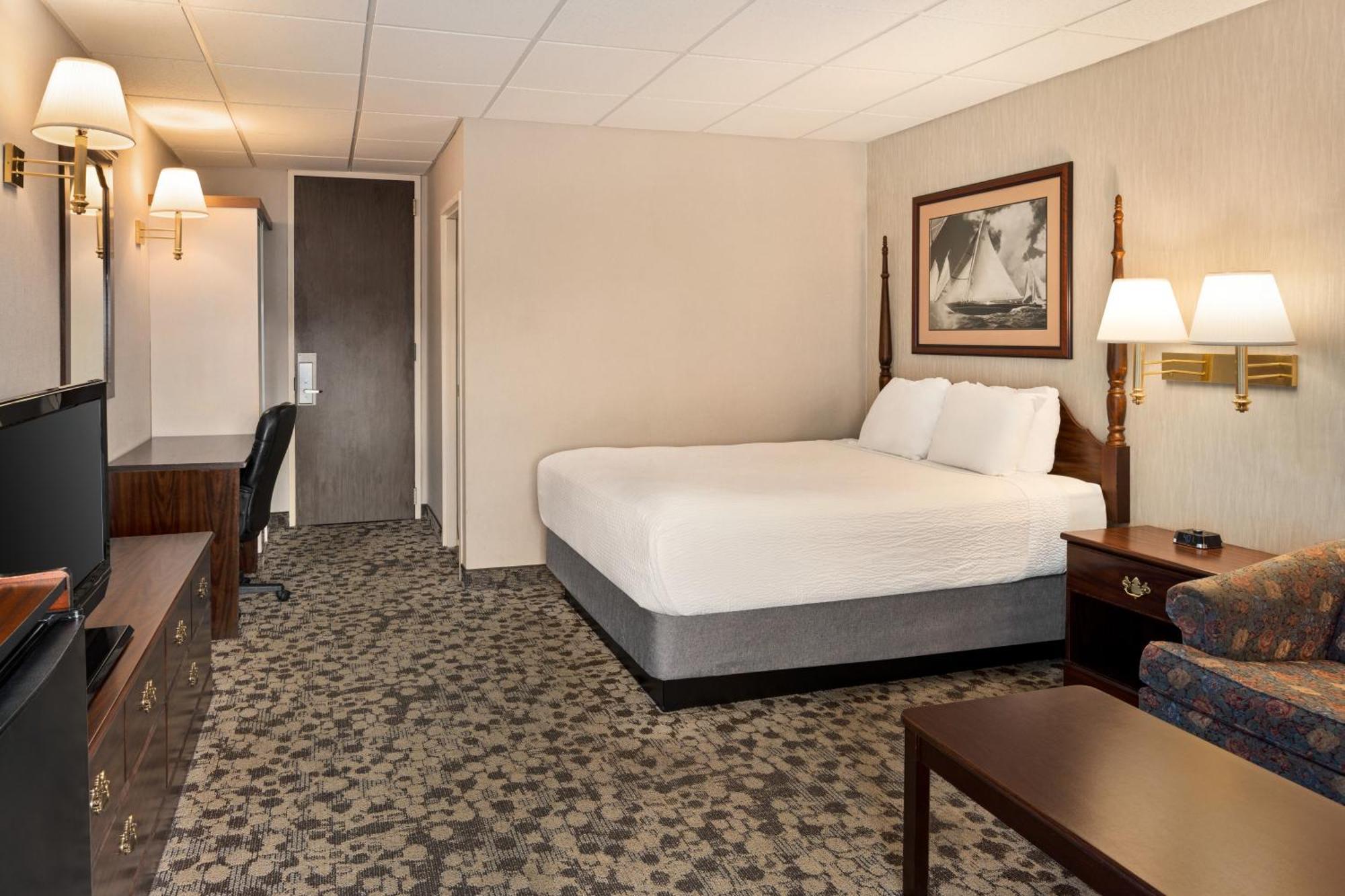 Ramada Plaza By Wyndham Portland Hotel Екстериор снимка